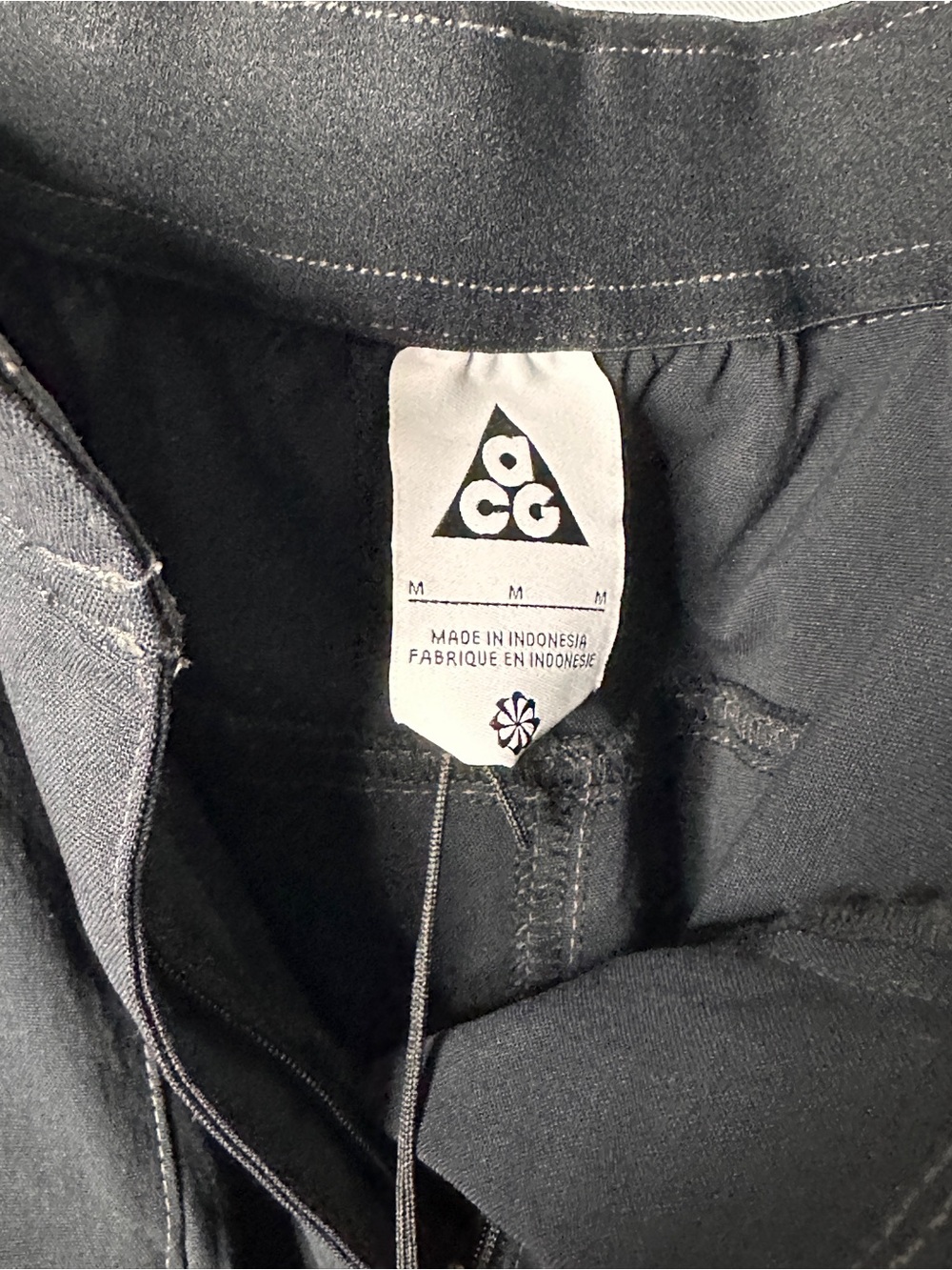 Nike ACG Smith Summit Women's Zip-off Cargo Pants Medium - Picture 16 of 16